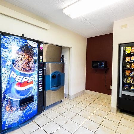 Christiana Red Roof Inn Plus+ Wilmington - Newark מראה חיצוני תמונה