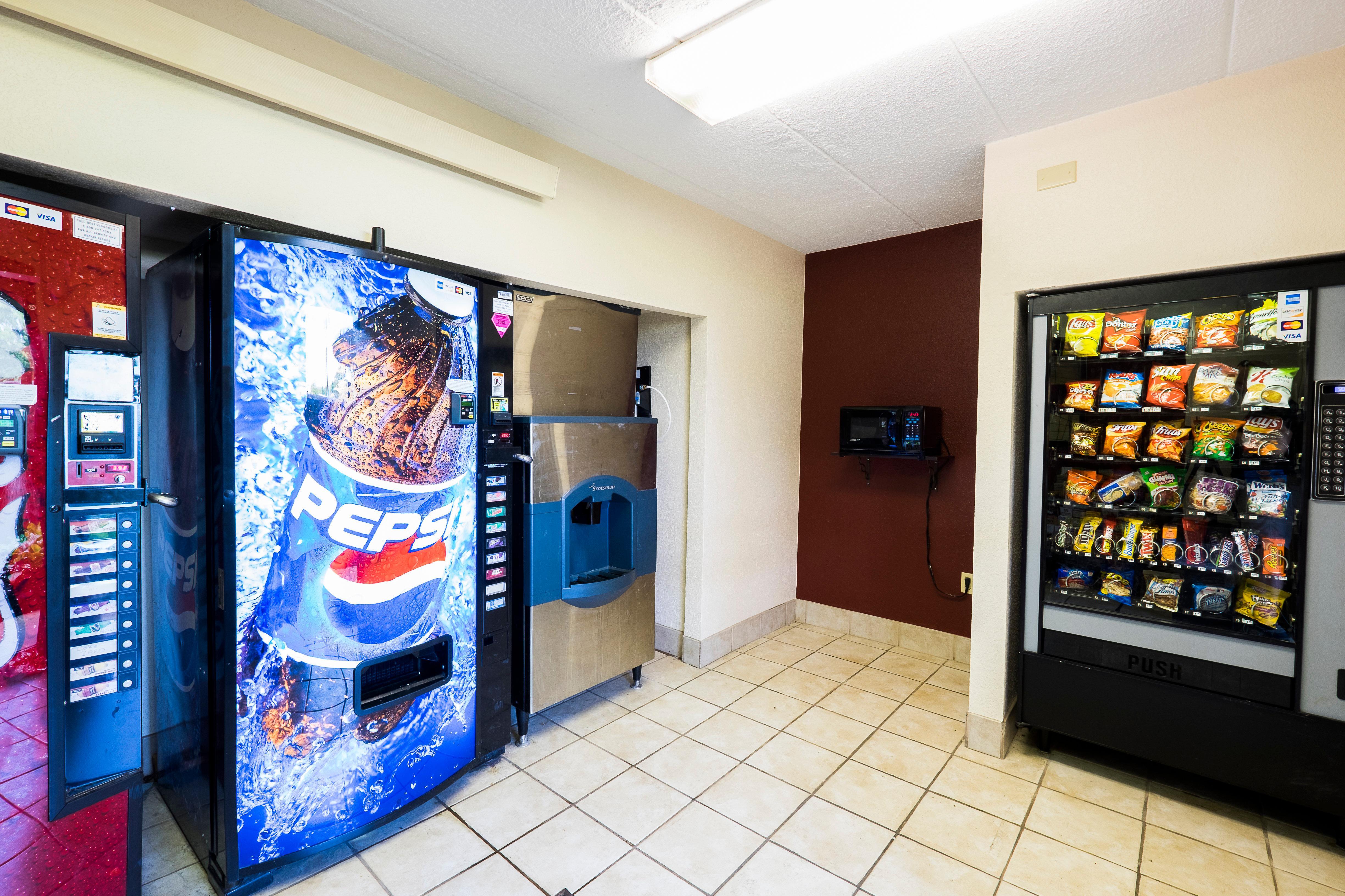 Christiana Red Roof Inn Plus+ Wilmington - Newark מראה חיצוני תמונה
