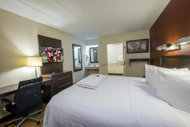 Christiana Red Roof Inn Plus+ Wilmington - Newark מראה חיצוני תמונה