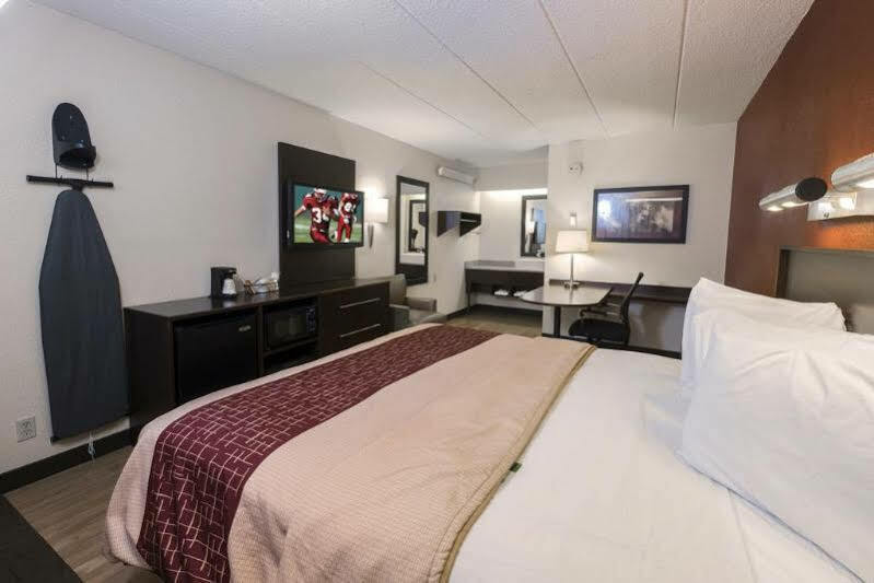 Christiana Red Roof Inn Plus+ Wilmington - Newark מראה חיצוני תמונה