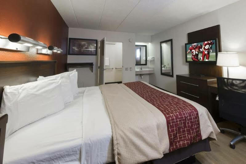 Christiana Red Roof Inn Plus+ Wilmington - Newark מראה חיצוני תמונה