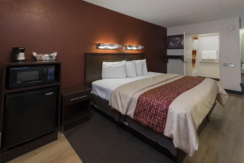 Christiana Red Roof Inn Plus+ Wilmington - Newark מראה חיצוני תמונה