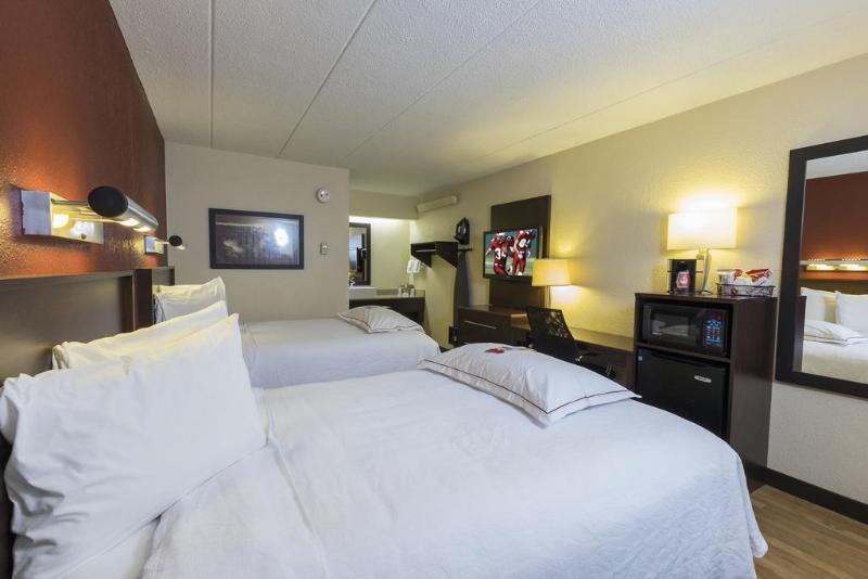 Christiana Red Roof Inn Plus+ Wilmington - Newark מראה חיצוני תמונה